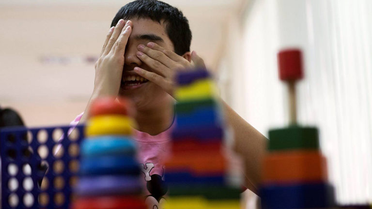 ¿Cómo saber que tu hijo tiene autismo?